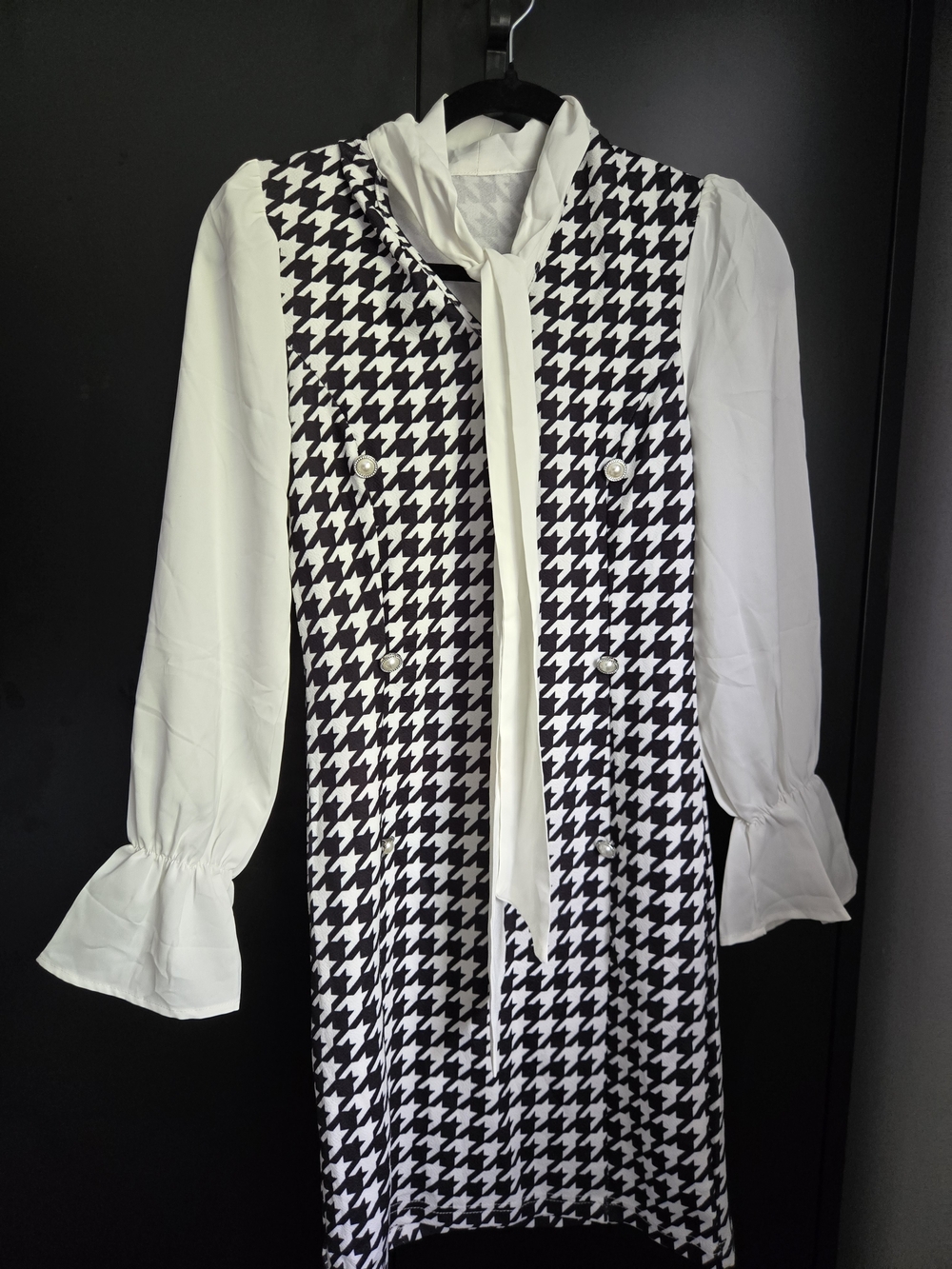 Black & White Houndstooth Tie-Neck Dress Xs